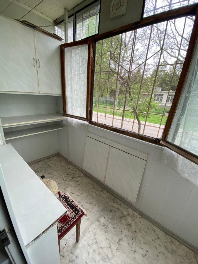 Шикарнейшие Апартаменты Chornomorsk Exterior foto