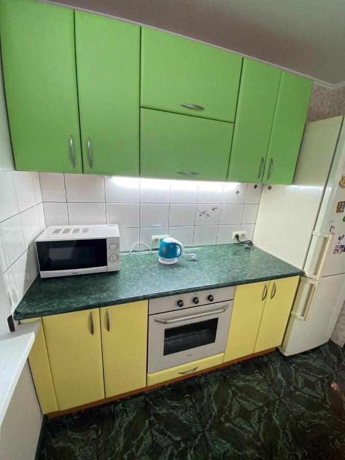 Шикарнейшие Апартаменты Chornomorsk Exterior foto